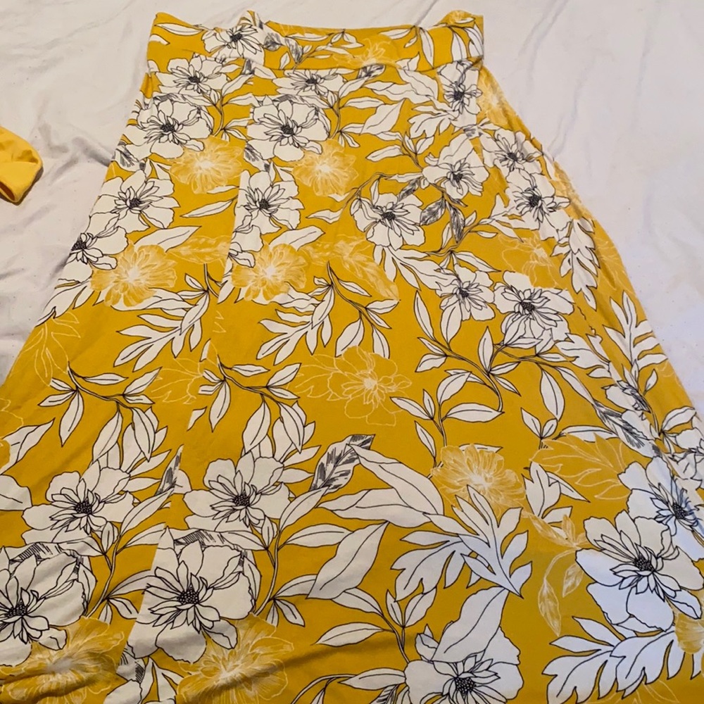 Floral maxi skirt XL